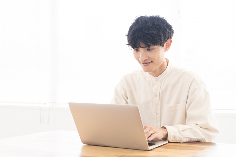 ご自宅のパソコンから作業報告を確認するお客様